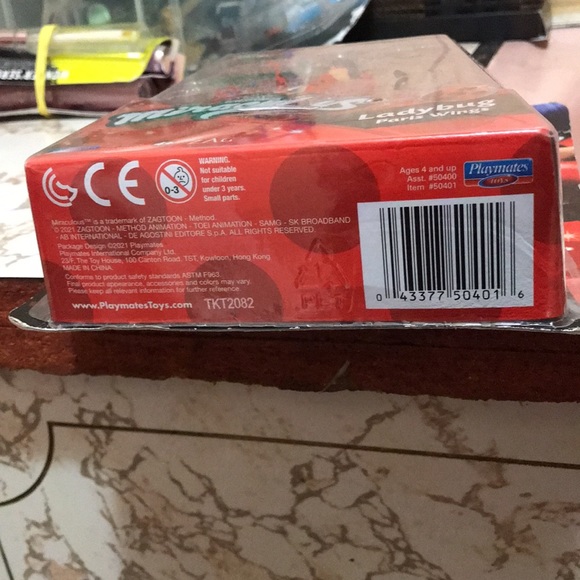 “Miraculous LadyBug Paris Wings” FINAL PRICE - Picture 4 of 6